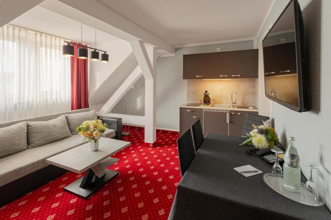 Hotel Berlin لبسيا المظهر الخارجي الصورة