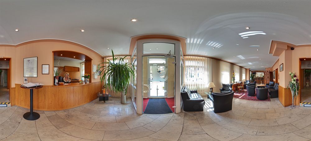 Hotel Berlin لبسيا المظهر الخارجي الصورة