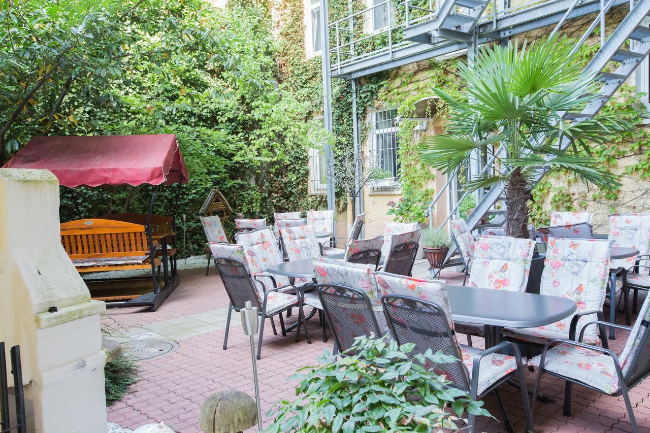 Hotel Berlin لبسيا المظهر الخارجي الصورة